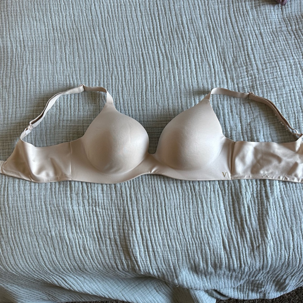 Victoria's Secret Satin Bra - Nude